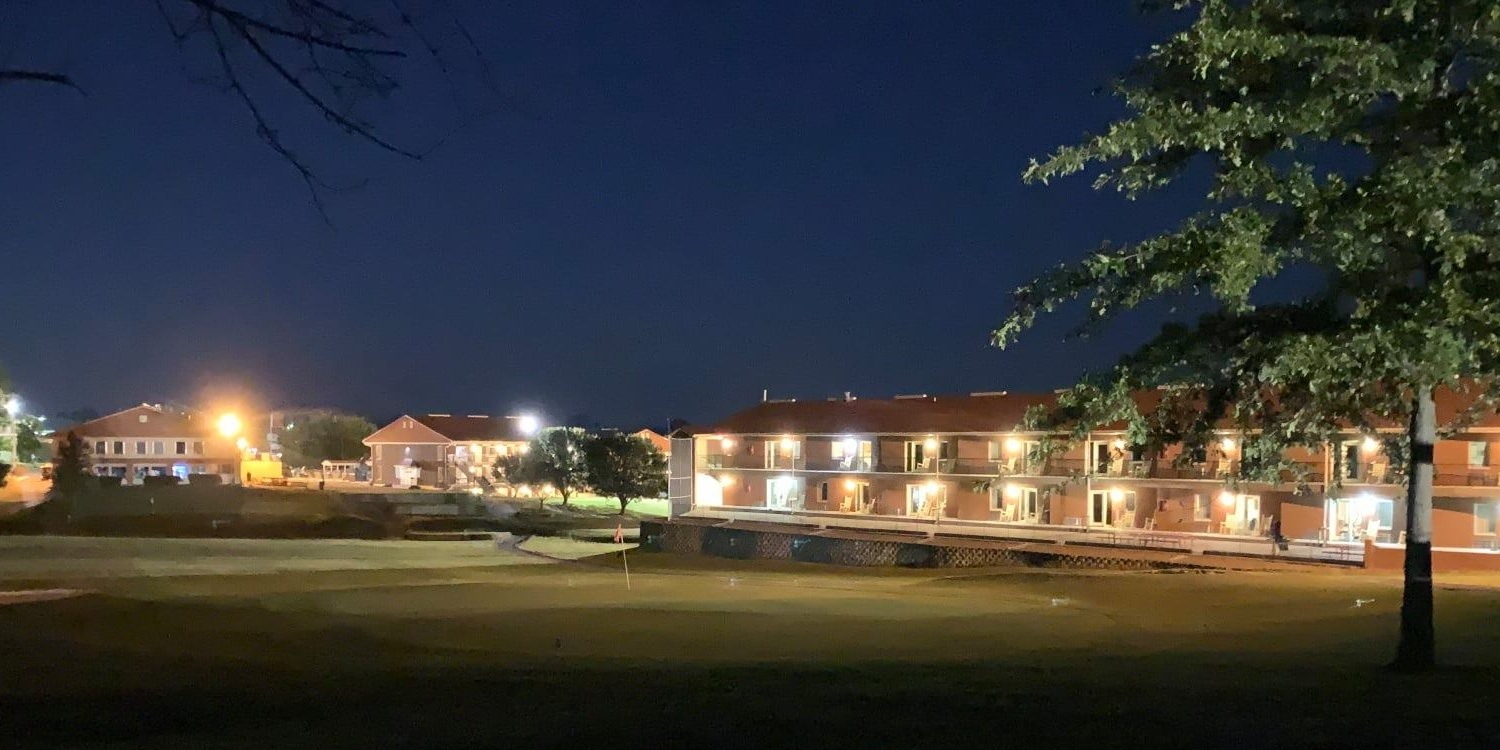 Bright Leaf Golf Resort